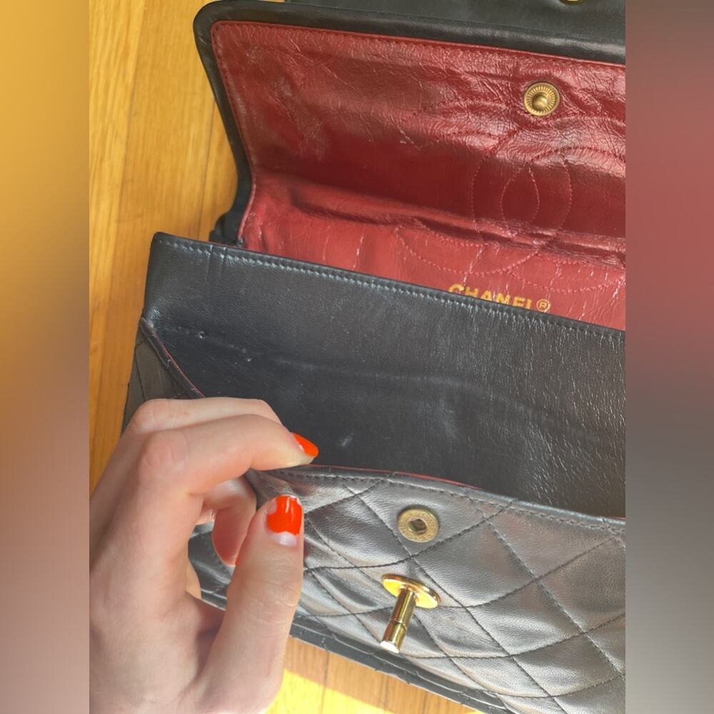 80s Vintage Chanel Lambskin Flap Bag - Picture 11 of 16